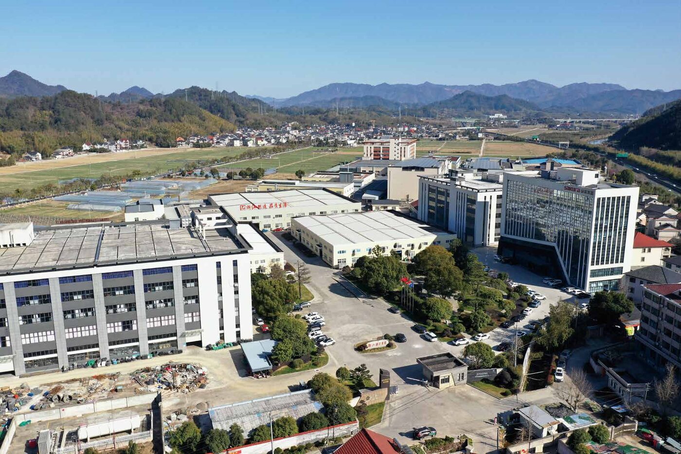 Aerial view of the OMBRA 40,000 square-metre manufacturing facility in Zhejiang, China